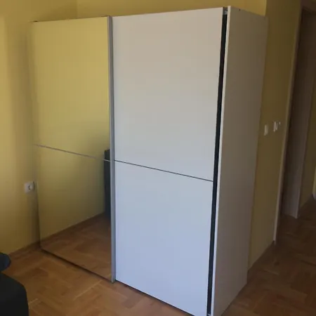 Bv 3 Apartment *