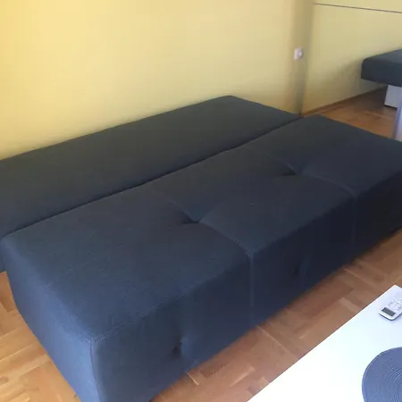 Bv 3 Apartment